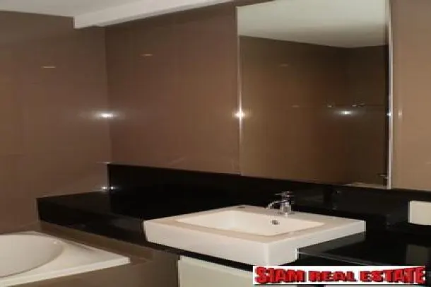 Siri on 8, Sukhumvit 8, 2 bedrooms condominium for rent. Just 200 meters away from BTS 3