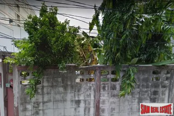 Residenial or Commerical Land Plot with Road Frontage at Sukhumvit Soi 2 2