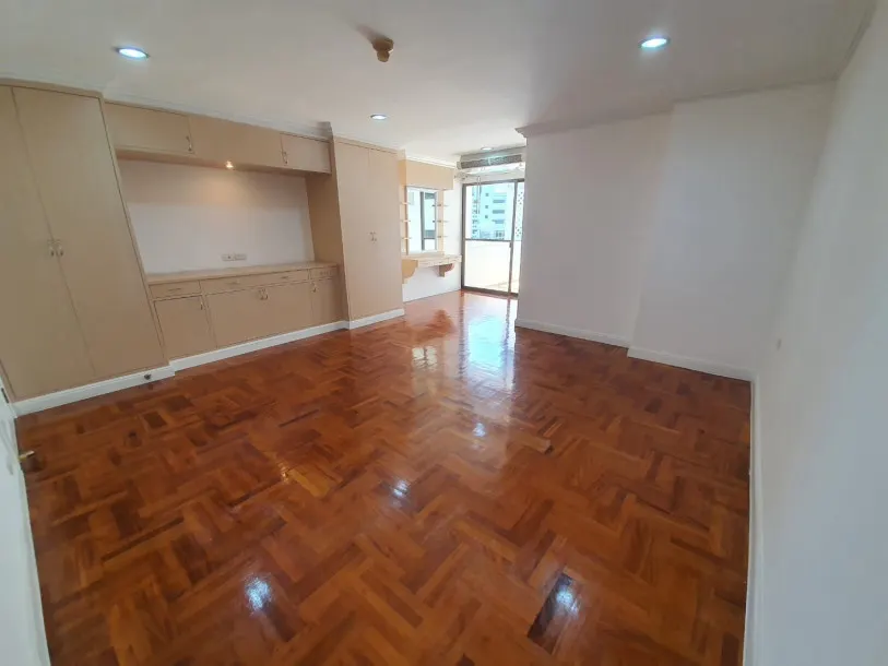 G.M. Mansion - Pet friendly 4 Bedroom, 5 bathroom, 450 sqm of Absolute Luxury - Sukhumvit 30 4