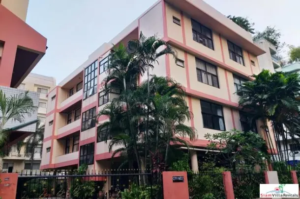 3-bed Apartment for rent in Phrom Phong — 3-bedroom apartment · Phrom Phong