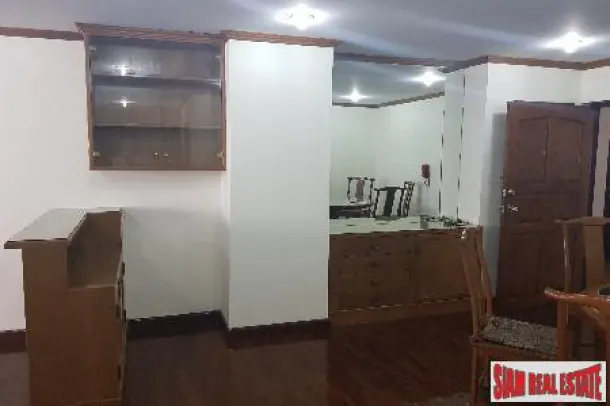 Le Premier Condo Sukhumvit 59 - Furnished Two Bedroom, Three Bath Condo for Rent in Popular Thong Lo 4