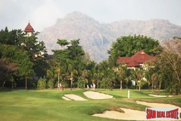 Over 2 Rai of Residential Land next to the 13th Tee at Springfield Royal Country Club, Cha Am 3