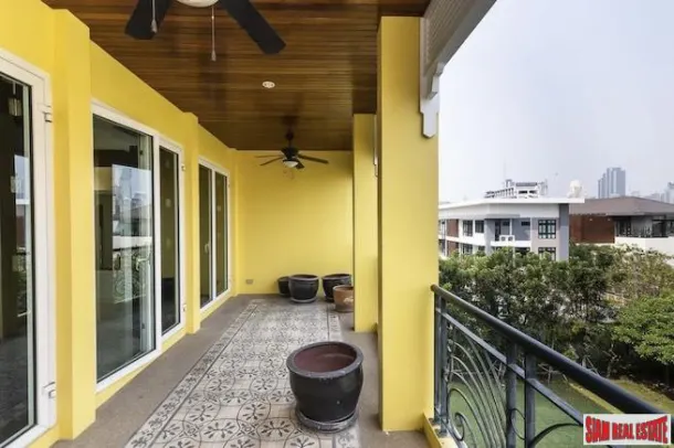 Supreme Garden - Large Private Three Bedroom Family Condo with Pool &amp; Garden Views in a Peaceful Sathon Oasis 4