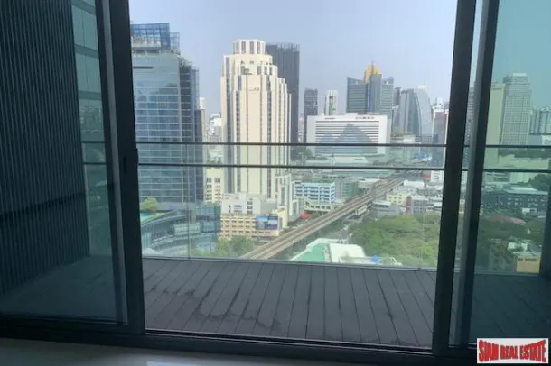 Q Sukhumvit - Ultra Modern Two Bedroom Condo for Rent on a High Floor with Great City Views 4
