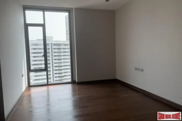 Q Sukhumvit - Ultra Modern Two Bedroom Condo for Rent on a High Floor with Great City Views 2