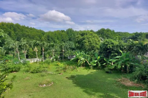 Three-Bedroom Thai-Style House in Ao Makham 4