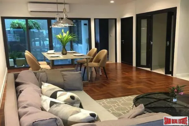 Three Bedroom Contemporary Townhouse for Rent in Phrom Phong / Thonglor Area - Pets Welcome 3