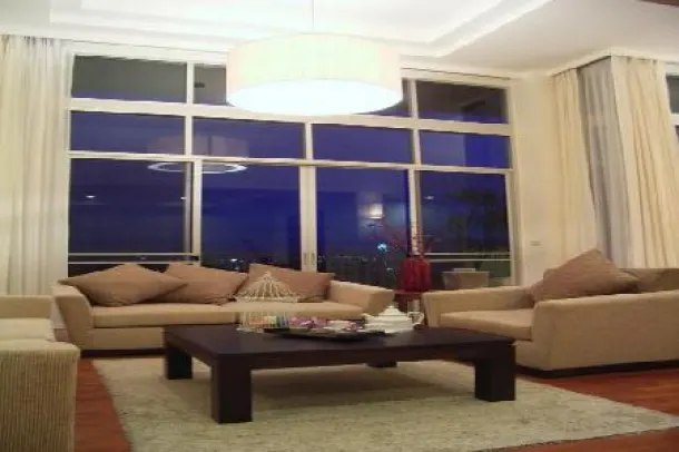 Sathorn Gallery - Three Bedroom Condo for Rent with Luxury, Elegant and High Privacy in Silom,Bangkok 4