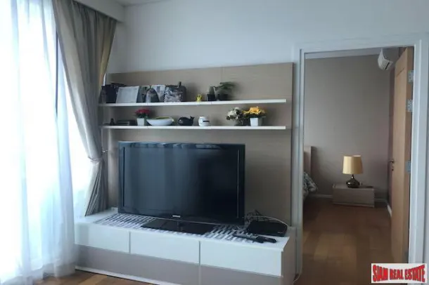 Wind Condo Soi 23 - One Bedroom Conveniently Located Along a Prime Sukhumvit Road in Asok 4