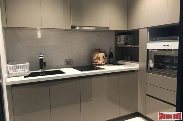 The Diplomat 39 - 65 sqm. Modern Studio with City Views, Khlong Toei 2