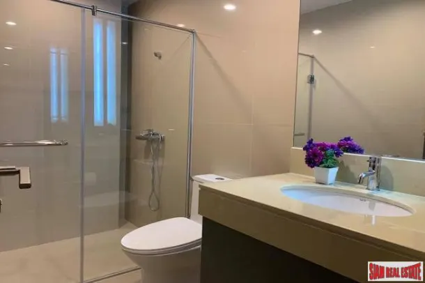 Noble Above Wireless - New and Spacious Two Bedroom Condo for Rent in a Nice Quiet Ploenchit Alley 4