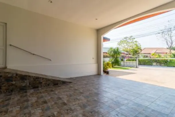 STUART PARK 2: Lovely 3 Bed Pool Villa 4
