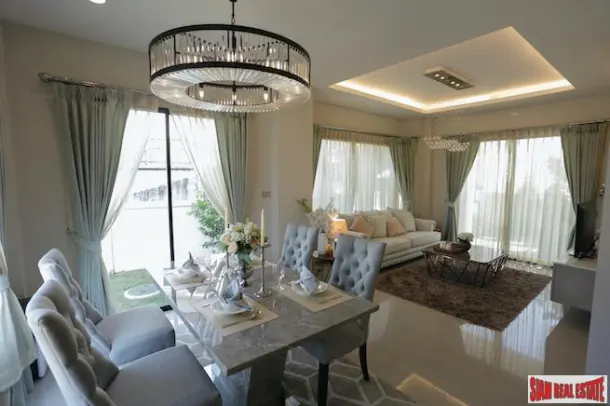 Modern &amp; New Three Bedroom Villas for Sale in San Sai Noi, Chiang Mai 3