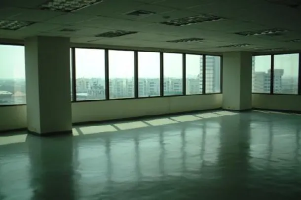 Bangna Complex - 120 sqm Office for Rent in Bangna 2