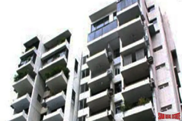 Siam Penthouse II condominium - Recently Renovated 170sq.m Two bedroom near Lumpini Park 4