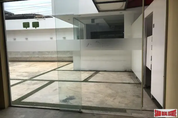 Two Storey House for Sale in a Excellent Hua Hin Business District Location 2