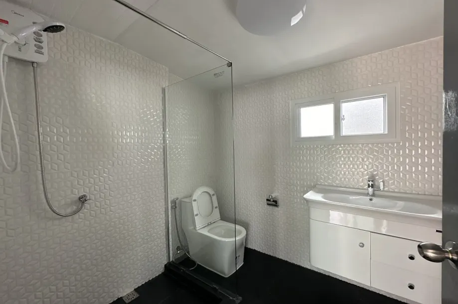 Three Bedroom with private pool for rent in Prime location Rawai 3