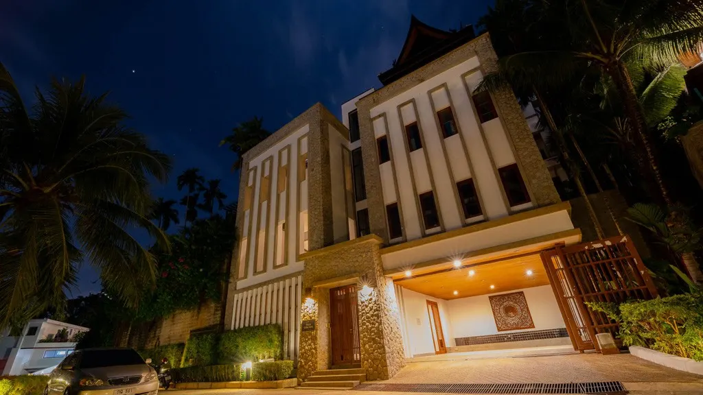 Villa Yang Som - Amazing Five Bedroom Villa With Andaman Sea Views in the Exclusive Baan Thai Surin Hill Estate 3