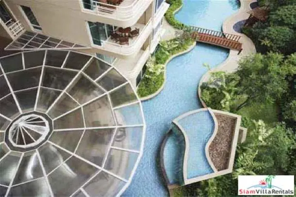 2 Bedrooms condominium for rent located only a few mins walk the Hua Hin Night Market 3