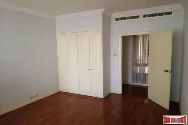 Baan Piya Sathorn For Rent - 3 Bedrooms and 137 sqm, located in Sathorn 3
