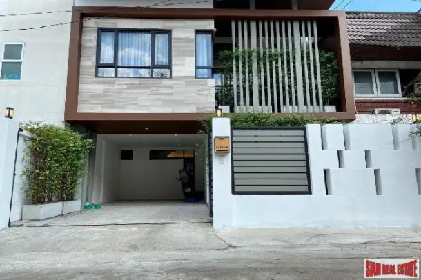 3-bed House for sale in Phra Khanong — 3-bedroom house · Phra Khanong