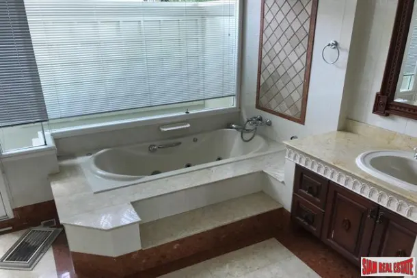 Ladawan Village Chaloem Prakiat Rama9 -Beautiful and Well Maintained Two Storey, Five Bath House in Prawet 2