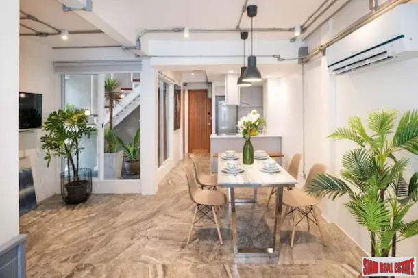 Bright & Sunny Five Bedroom Townhouse for Rent in Sukhumvit 63,Ekkamai 4