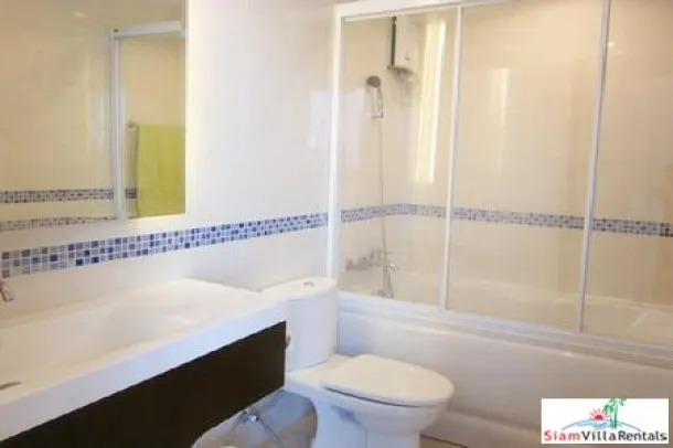 Excellent location 1 bed plus 1 working room in Sathorn. Life at Sathorn 10. 2