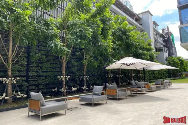 28 Chidlom - Exquisite One Bedroom Condo for Rent on High Floor with Panoramic City Views at Chidlom, Pathum Wan 2