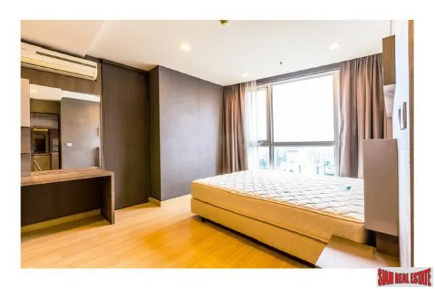 Skywalk Condo - Two Bedroom with Spectacular City Views for Rent on Sukhumvit 69 2