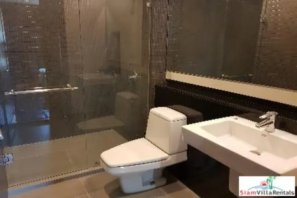 Modern Designed Two Bedroom on Sukhumvit 55 3