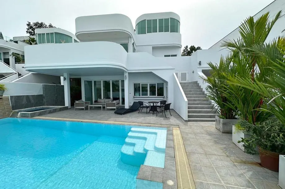 4-bed Villa for rent in Chalong — 4-bedroom villa · Chalong
