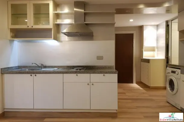 The Trendy Condominium - Contemporary, Unique and Comfortable Two Bedroom for Rent in Nana 2