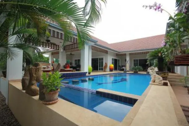 4-bed House for sale in Hin Lek Fai & West Hills — 4-bedroom house · Hin Lek Fai & West Hills