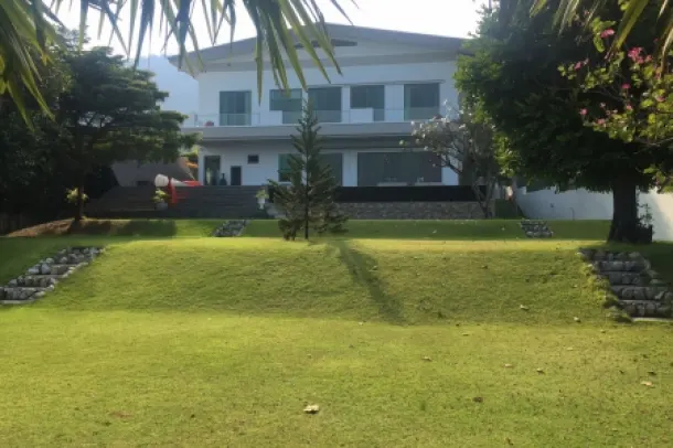 4-bed Villa for sale in North Hua Hin — 4-bedroom villa · North Hua Hin