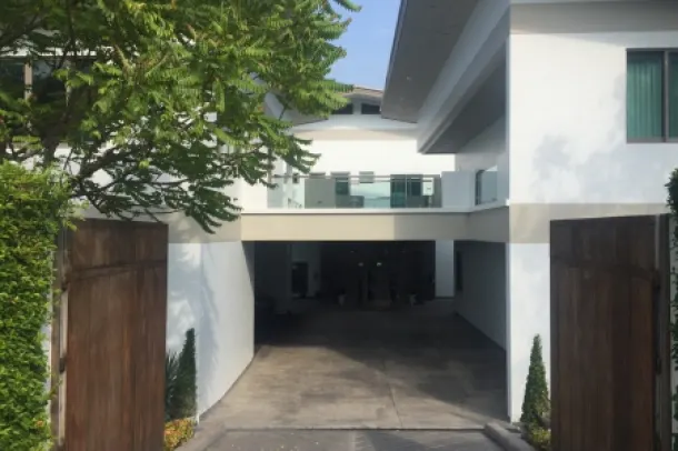 Well Presented 4 Bed Pool Villa 4