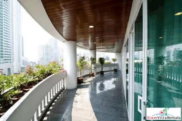 GM Tower - Spacious 3 Bed Condo with Big Balconies for Rent at Sukhumvit 20 3