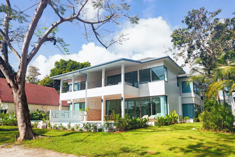3-bed Penthouse for rent in Rawai — 3-bedroom penthouse · Rawai