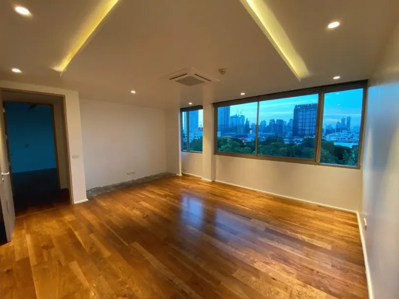 Ficus Lane - Penthouse Super Large 380 sqm. Five Bedrooms Condo for Rent in Phra Khanong Low Rise 2