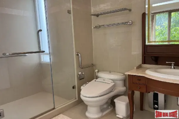 The Bangkok Sukhumvit 43 - 2 Bedrooms and Spacious Living - Prime Location 3