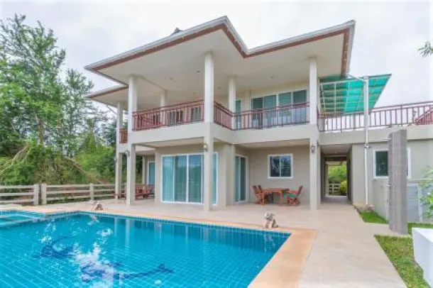 3-bed Villa for sale in South Hua Hin (Soi 88-112) — 3-bedroom villa · South Hua Hin (Soi 88-112)