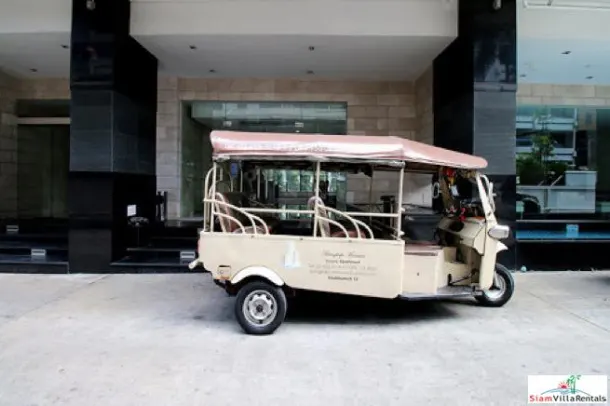Bangkapi Mansion - Extra Large Four Bedroom Condo for Rent Near Benchakiti Park in Asok 2