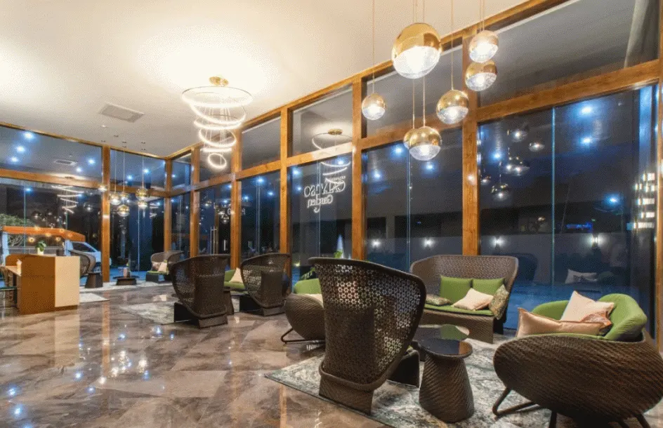 Exclusive Top-Floor 2BR/2BA at Calypso Garden - Unobstructed Views, Rooftop Pool &amp; Gym 2