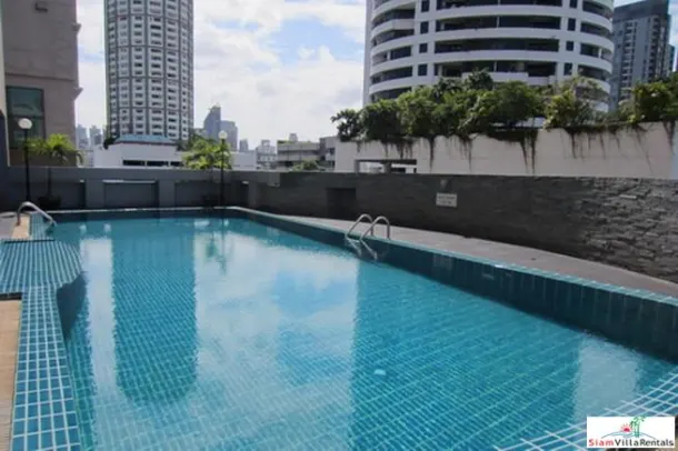 Le Premier Condo - Spacious Three Bedroom Family Style Condo with Extra Storage in Thong Lo 4