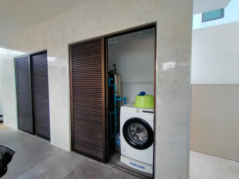 Four Bedroom Pool Villa with Garden for Rent in Rawai 3