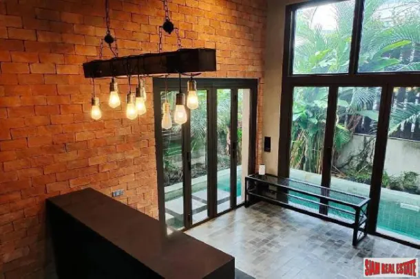 Ekkamai Modern Pool Villa - Standalone House With 5 Bed 6 Bath And 2 Private Swimming Pools For Sale In Ekkamai Area Of Bangkok 2