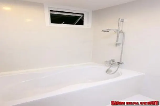 Tropical Langsuan Apartment - 2 Bedrooms, 1 Study Room, 2 Bathrooms size 117.14 square meters 2