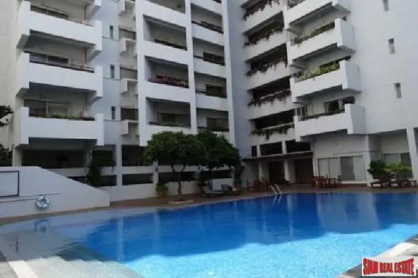 2 Bed 2 Bath Condo For Rent In Pet Friendly Building Just Minutes Walk To MRT Lumpini Bangkok 2