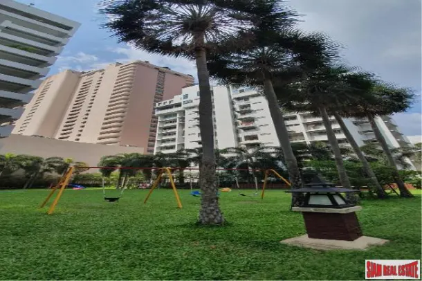 2 Bed 2 Bath Condo For Rent In Pet Friendly Building Just Minutes Walk To MRT Lumpini Bangkok 4