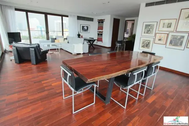 Panburi Apartment - Elegant Four Bedroom Condo Centrally Located in Si Lom 3